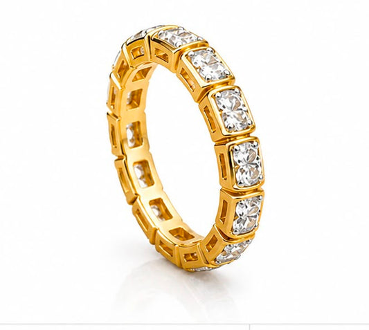 14KT NATURAL DIAMOND RING